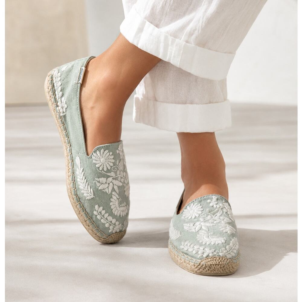 Soludos Mint Green White Embroidery Slip On Espadrille Flats Womens 6 Boho